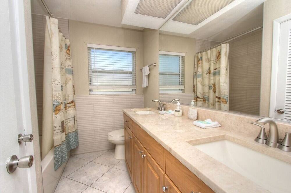 Photo of Bathroom in Tierra Verde