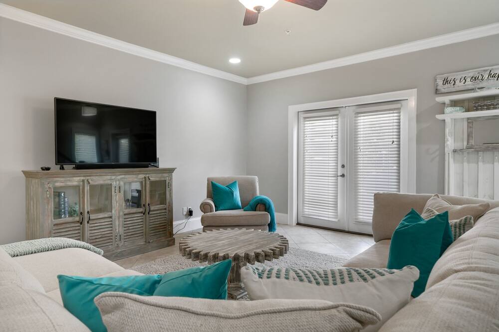 Photo of Livingroom in Santa Rosa Beach