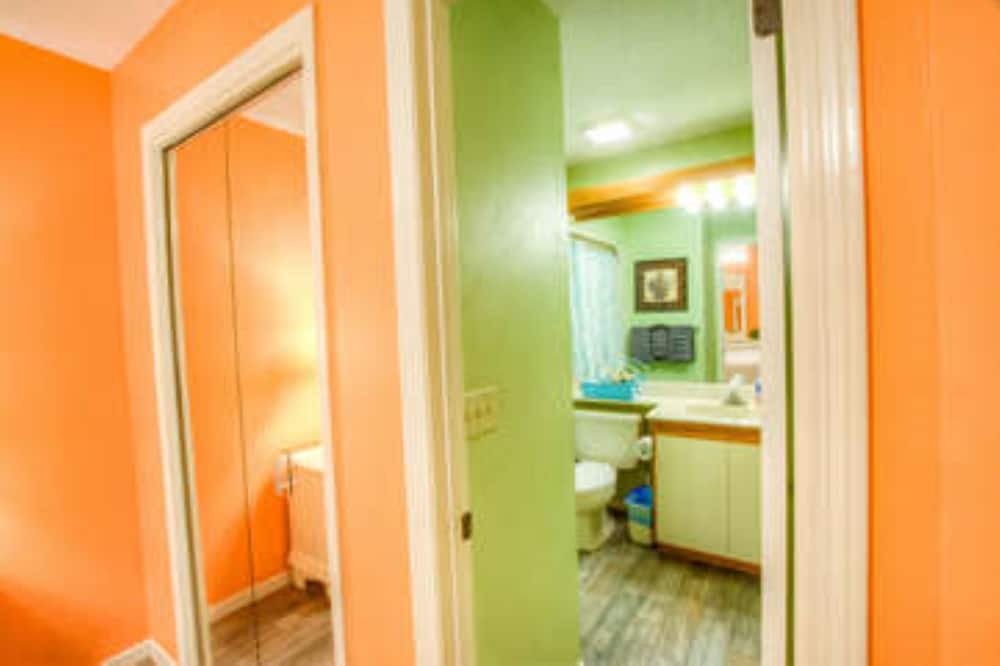 Photo of Bathroom in Gulf Lagoon Beach