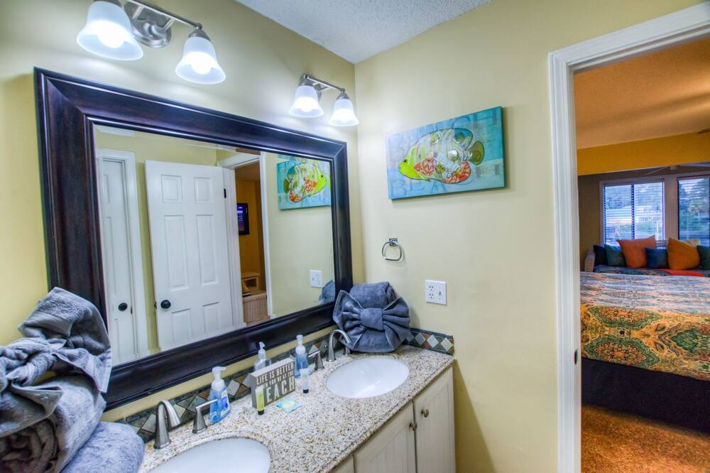 Photo of Bathroom in Gulf Lagoon Beach