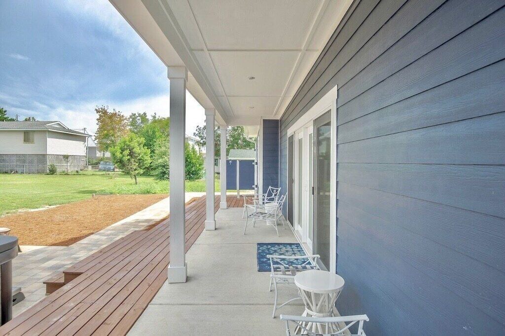 Photo of Patio Balcony in Kiska Beach