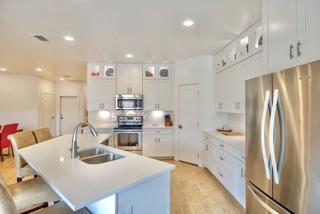 Photo of Kitchen in Kiska Beach