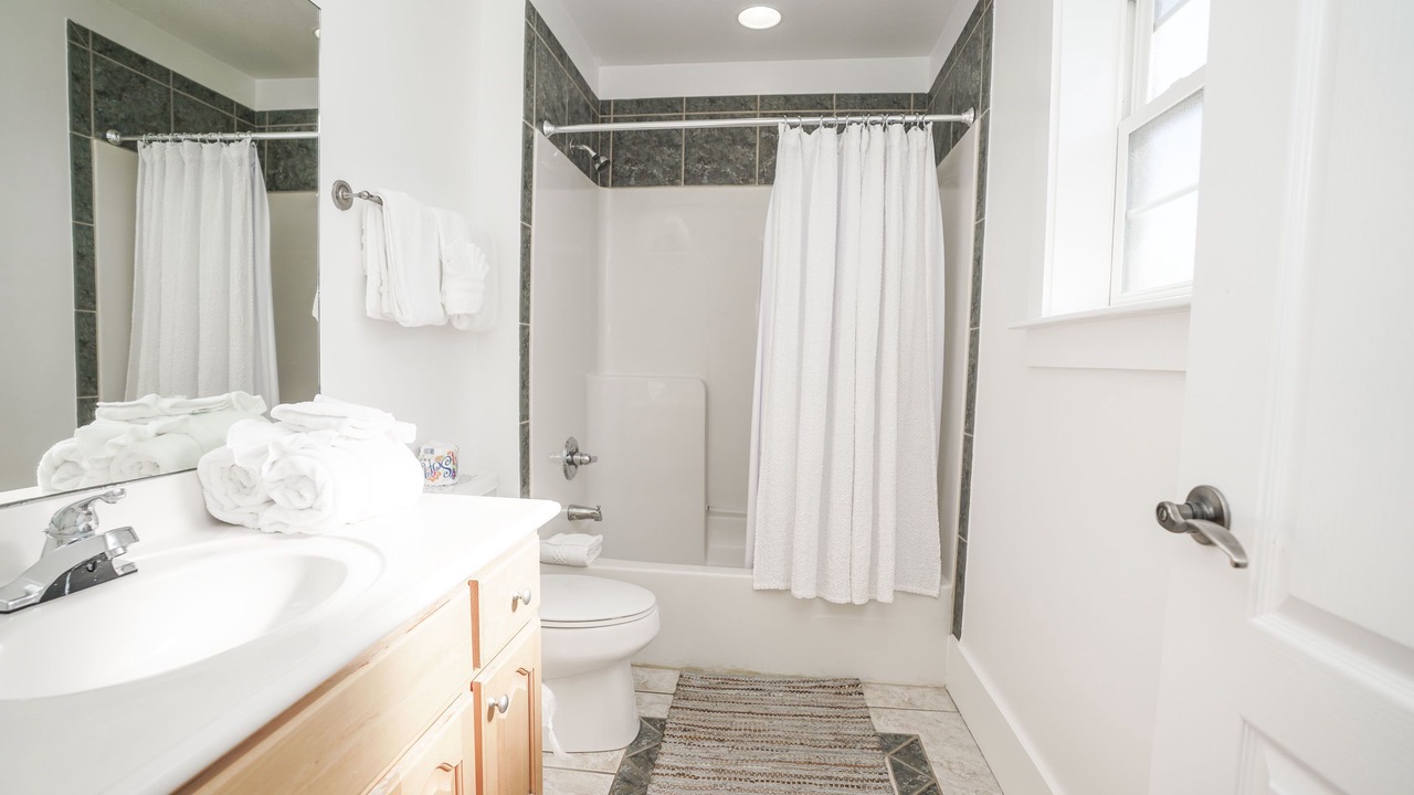 Photo of Bathroom in Sunnyside