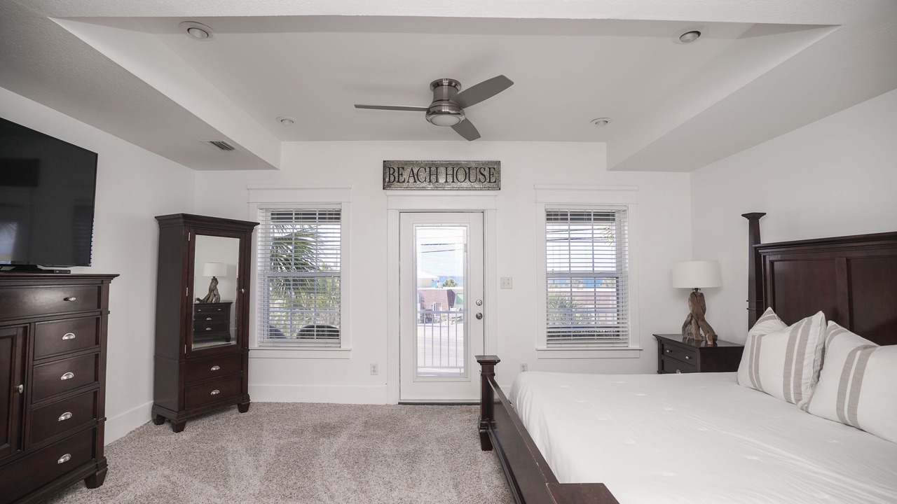 Photo of Outdoor in Sunnyside