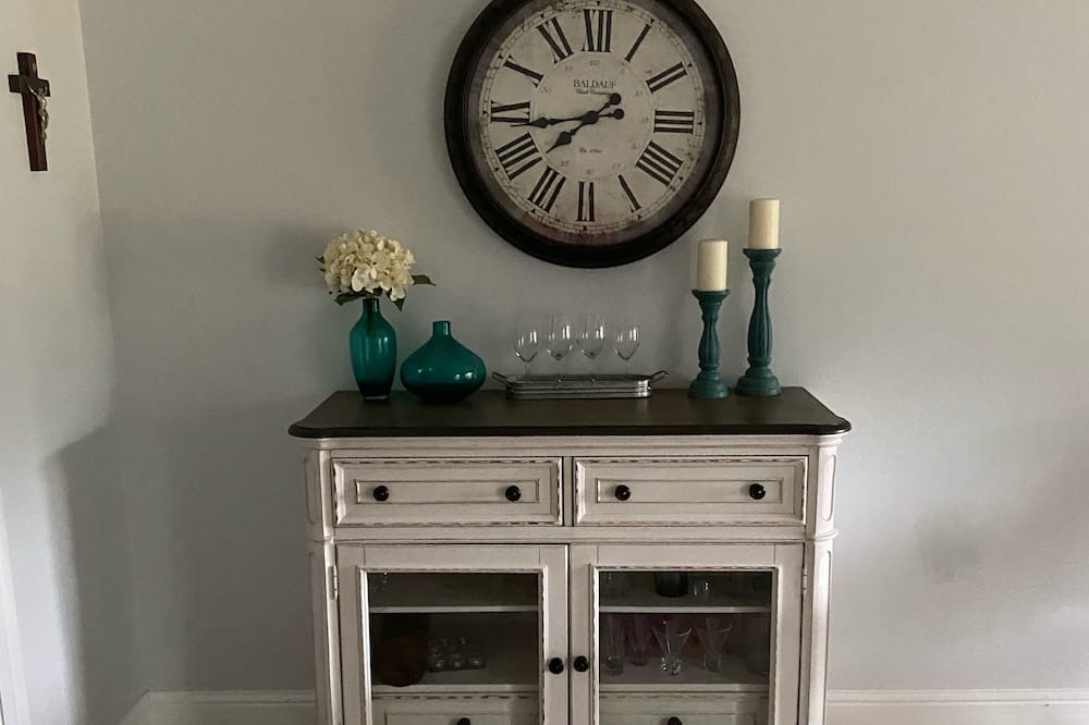 Photo of Bedroom in Diamondhead