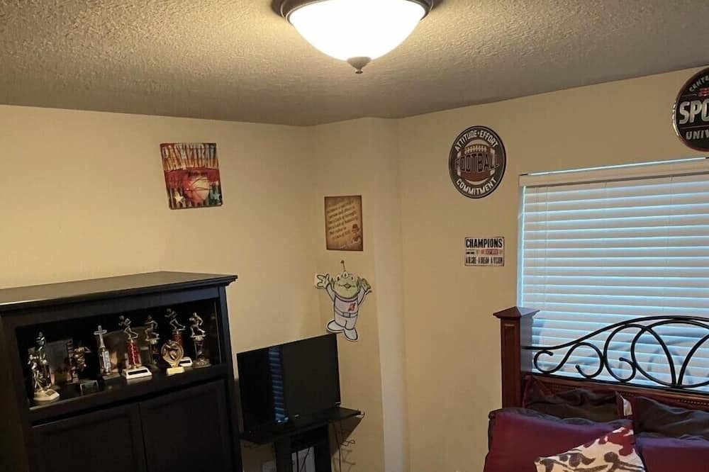 Photo of Bedroom in Mobile