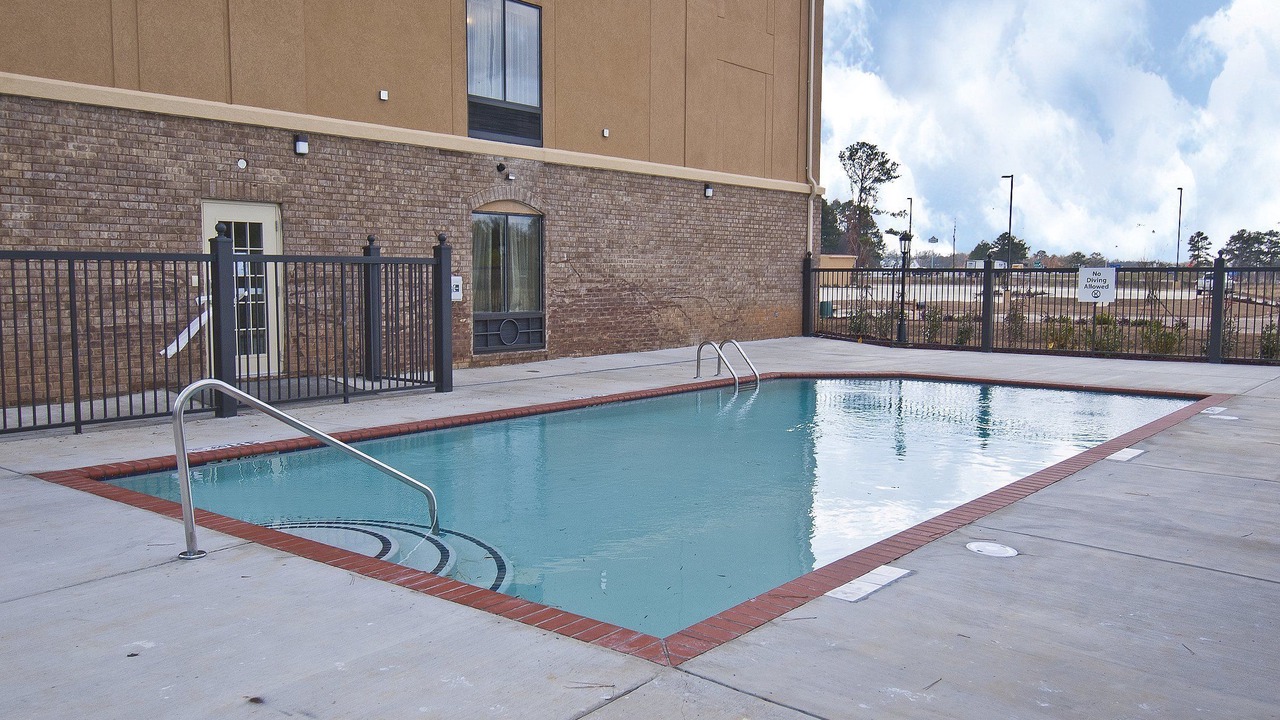 Photo of Outdoor in Pearl