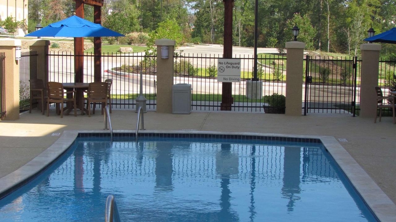 Photo of Outdoor in Center