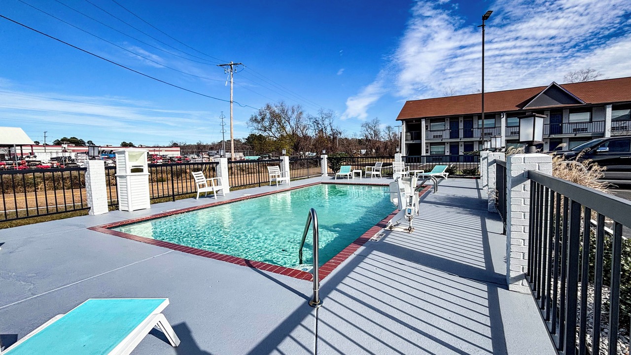 Photo of Outdoor in Pearl