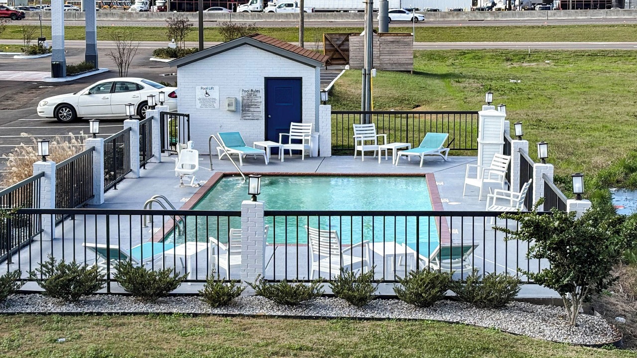 Photo of Outdoor in Pearl