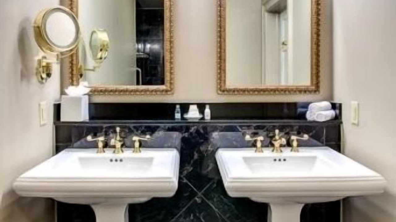 Photo of Bathroom in French Quarter