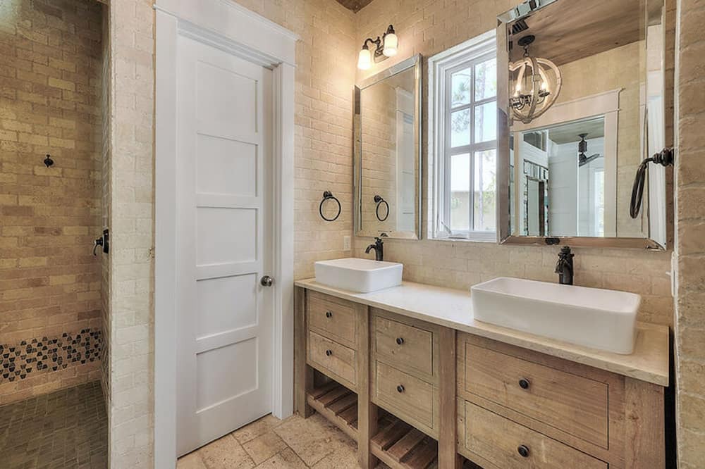 Photo of Bathroom in Forest District
