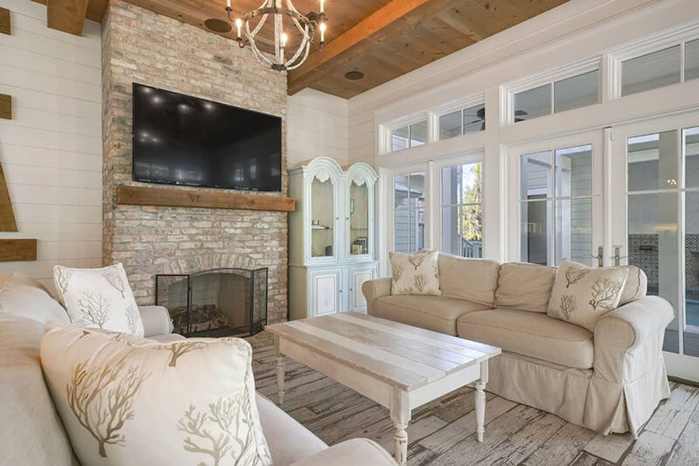 Photo of Livingroom in Forest District