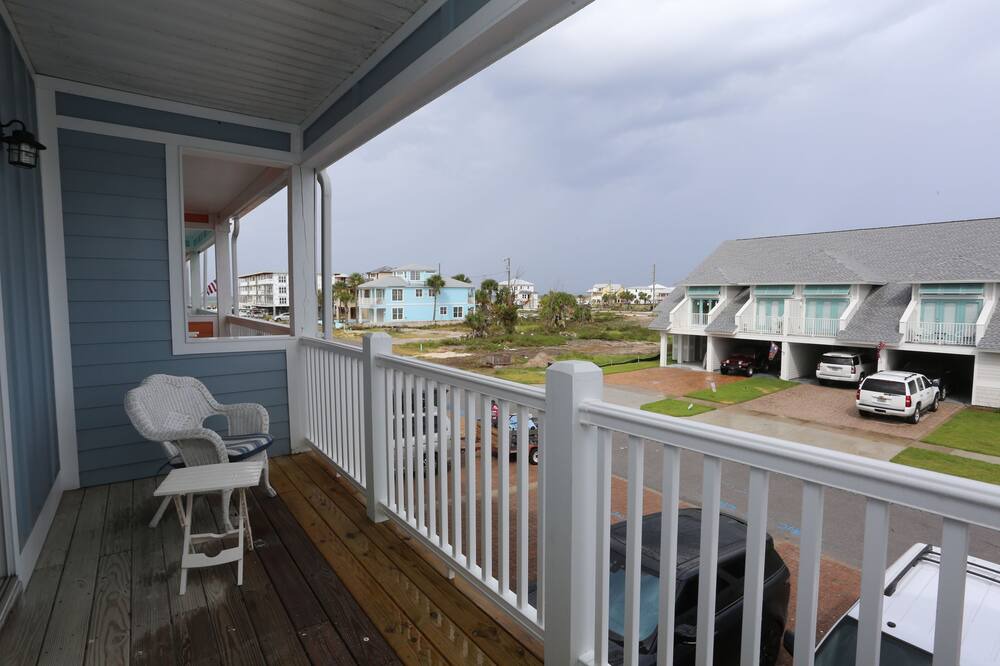 Photo of Bedroom in Mexico Beach