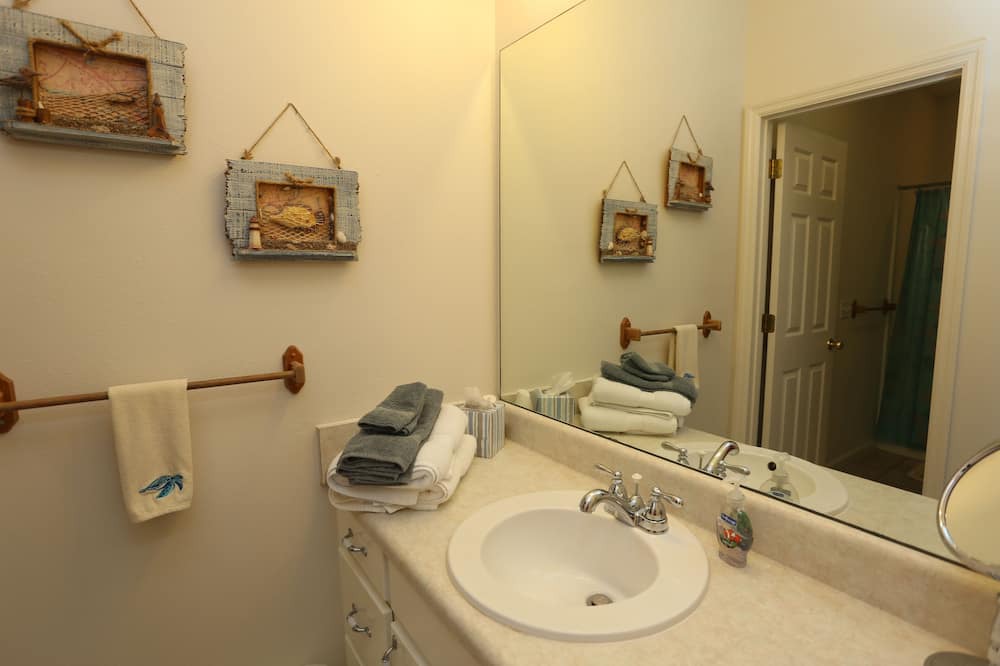 Photo of Bathroom in Mexico Beach