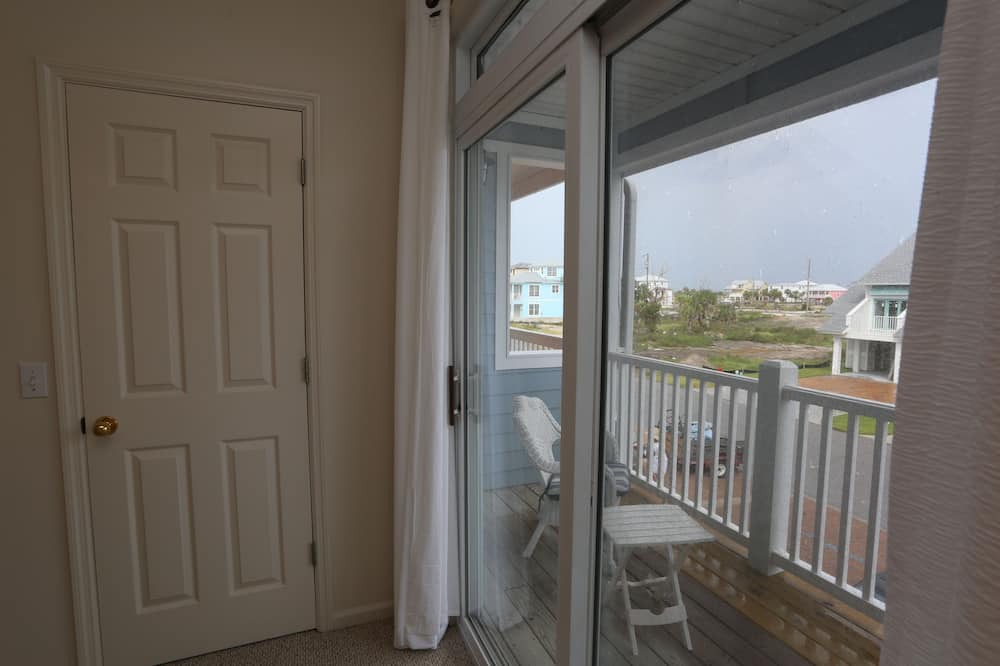 Photo of Bedroom in Mexico Beach