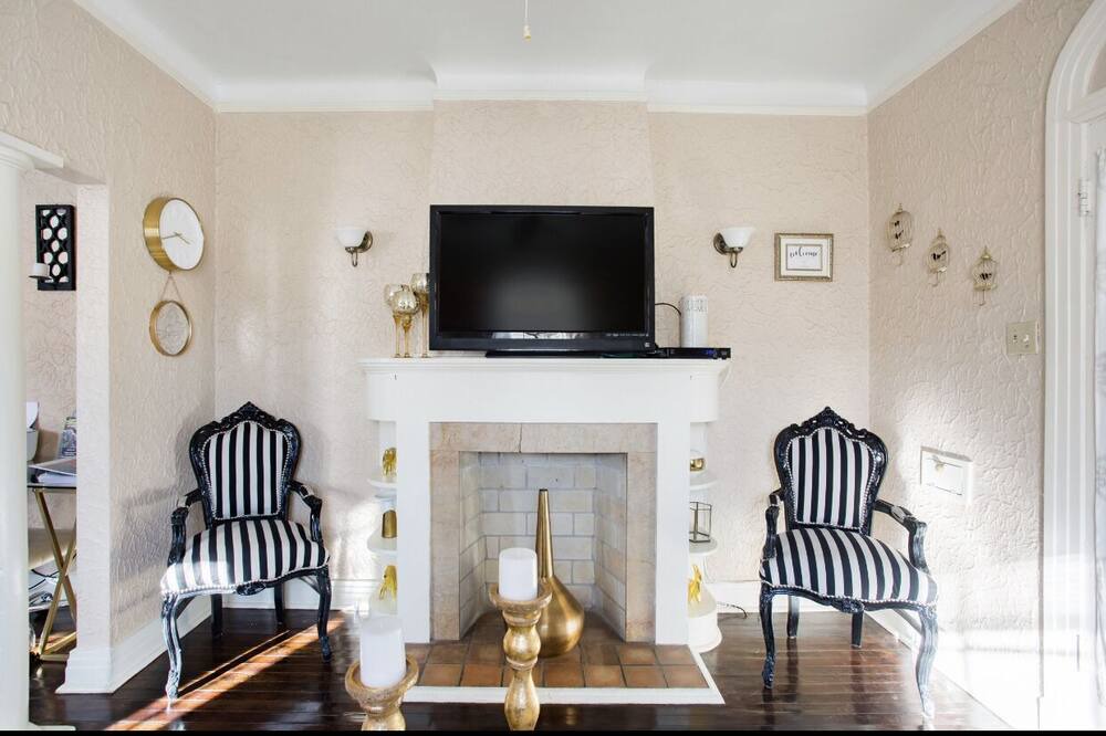 Photo of Livingroom in Saint Claude