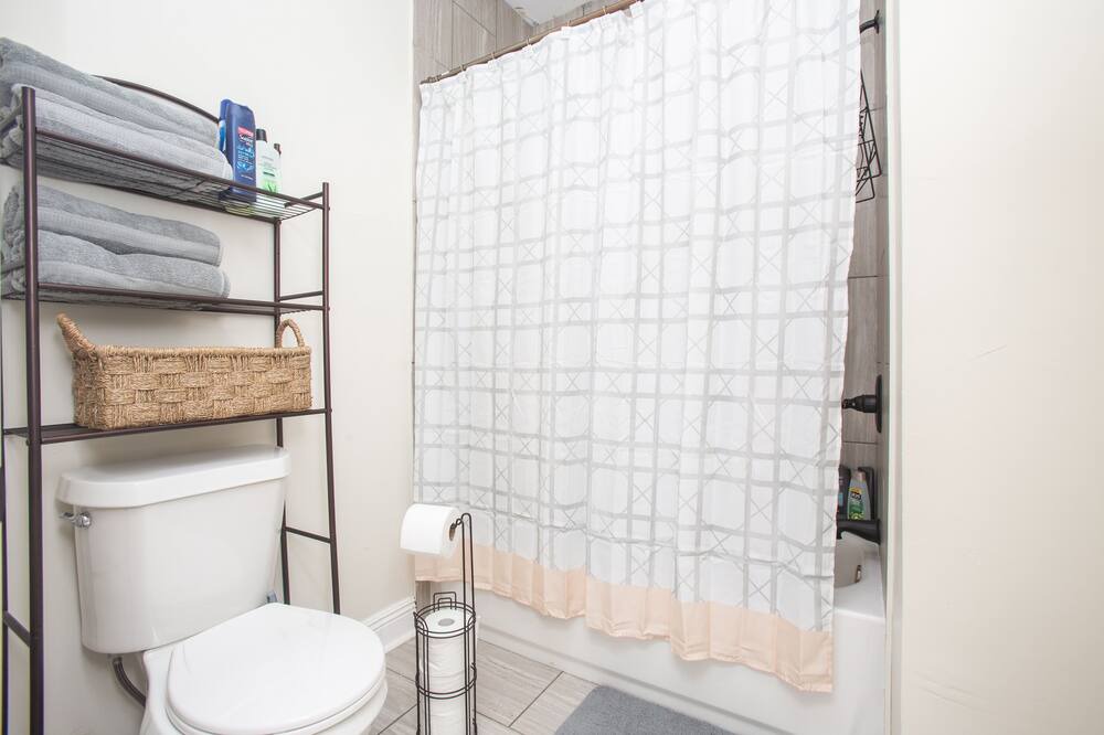 Photo of Bathroom in Saint Claude