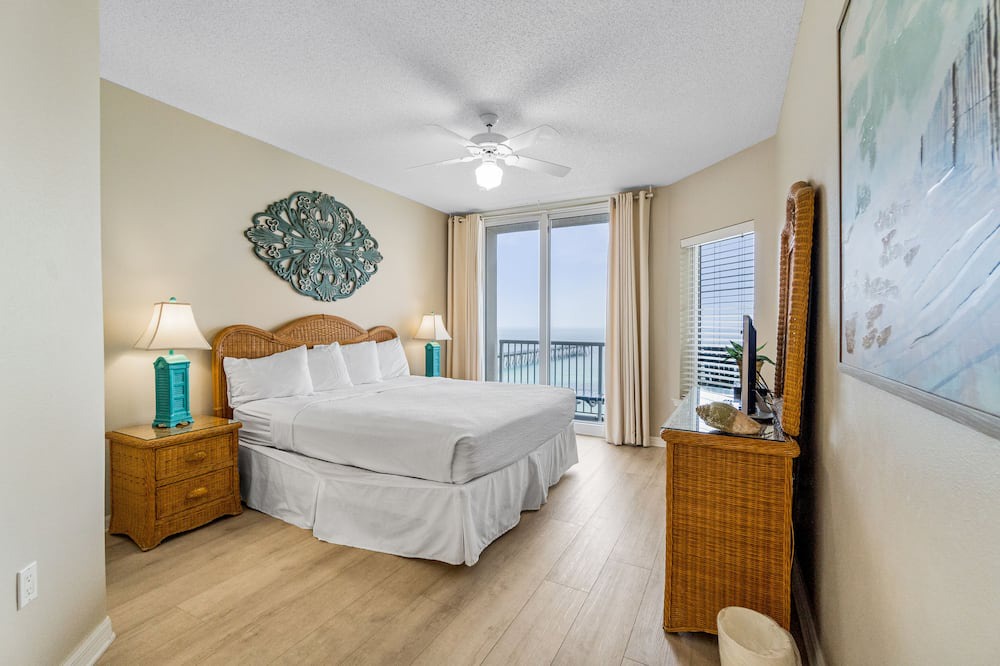 Photo of Bedroom in Navarre Beach
