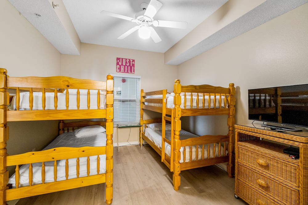 Photo of Bedroom in Navarre Beach