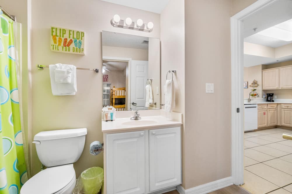 Photo of Bedroom in Navarre Beach