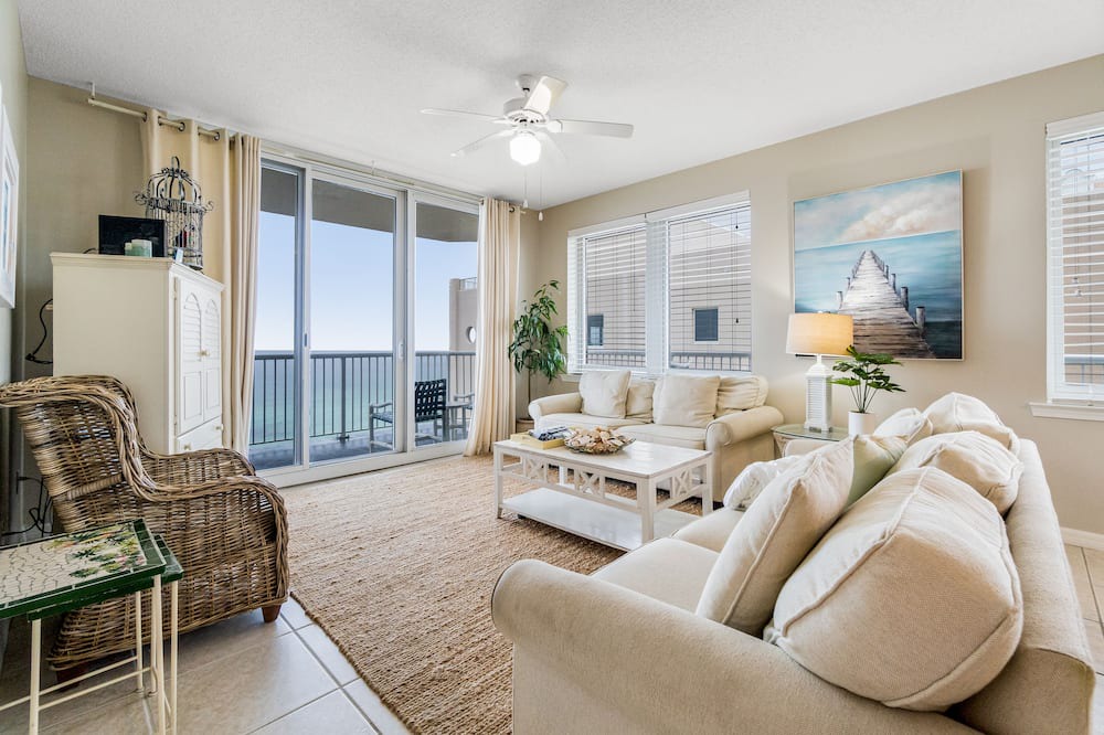 Photo of Livingroom in Navarre Beach