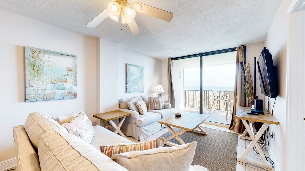 Photo of Livingroom in Navarre Beach