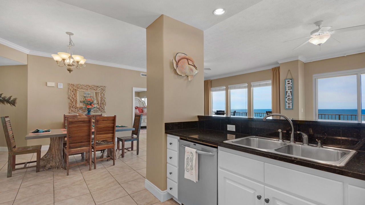 Photo of Kitchen in Lower Grand Lagoon