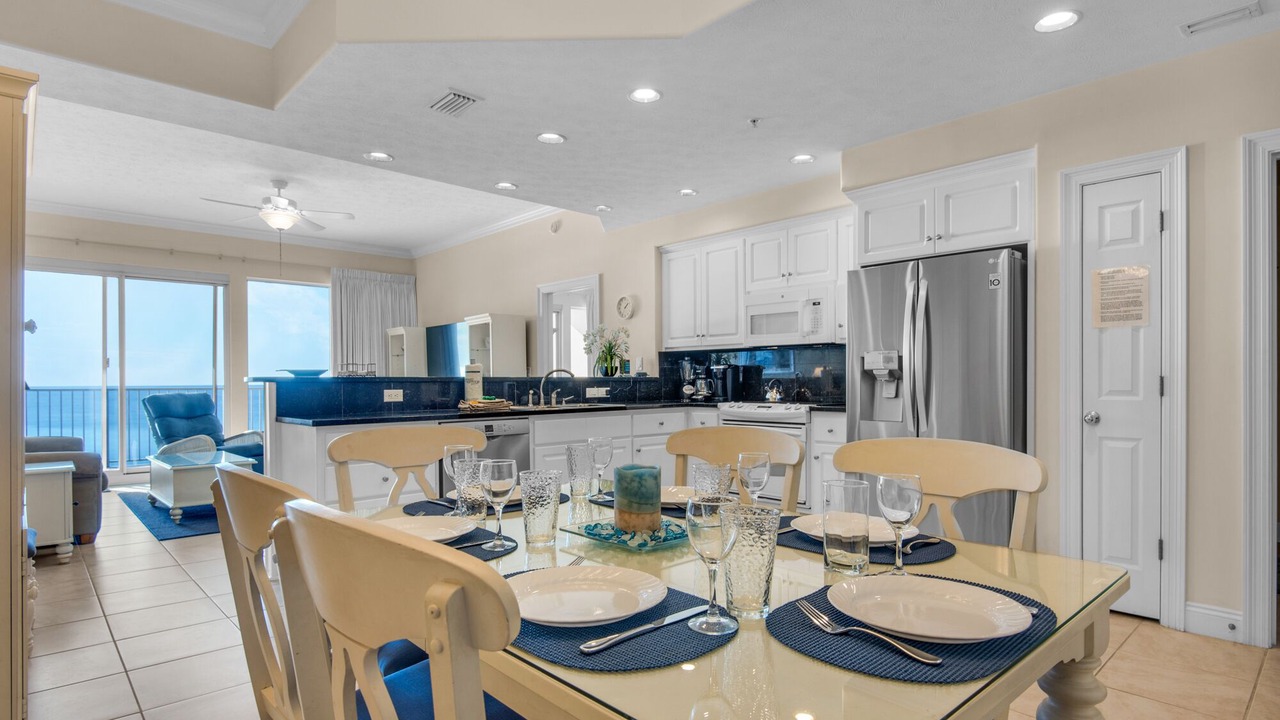 Photo of Kitchen in Lower Grand Lagoon