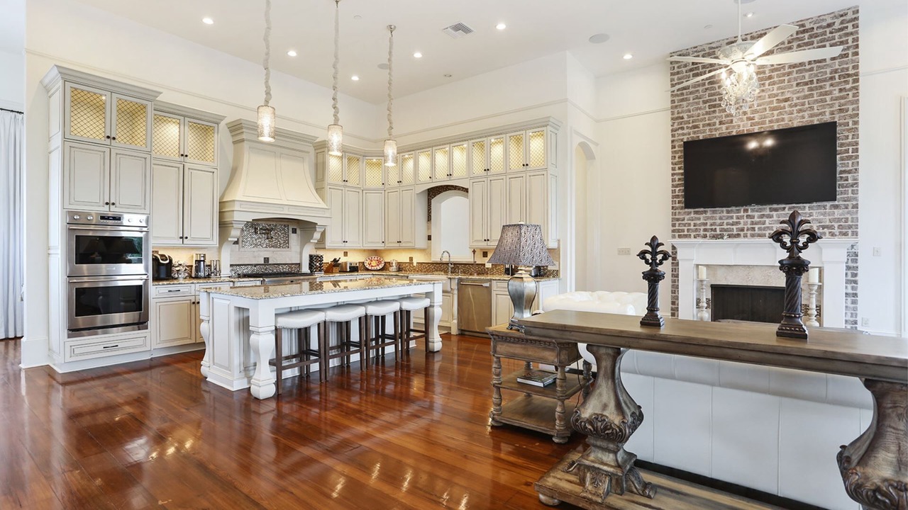 Photo of Kitchen in Uptown Historic District