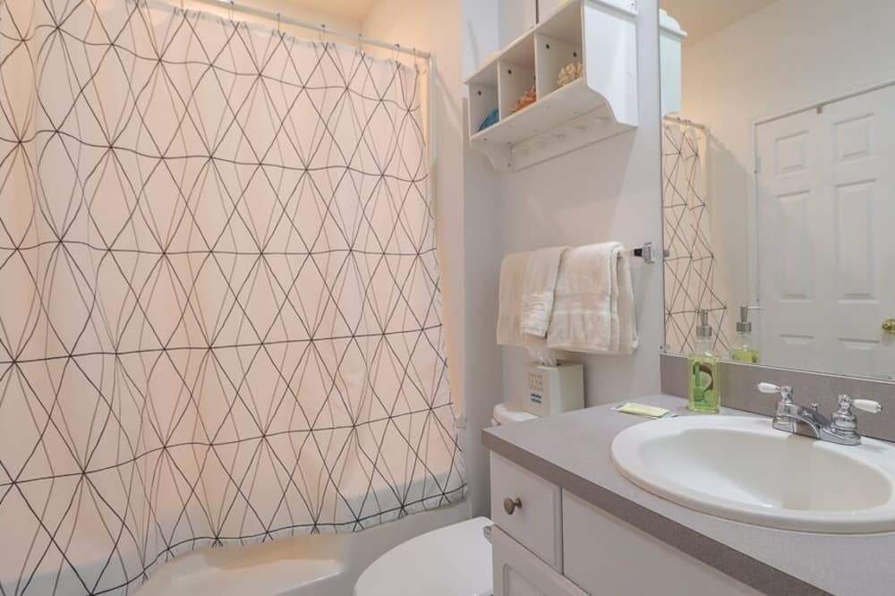 Photo of Bathroom in Gulfport
