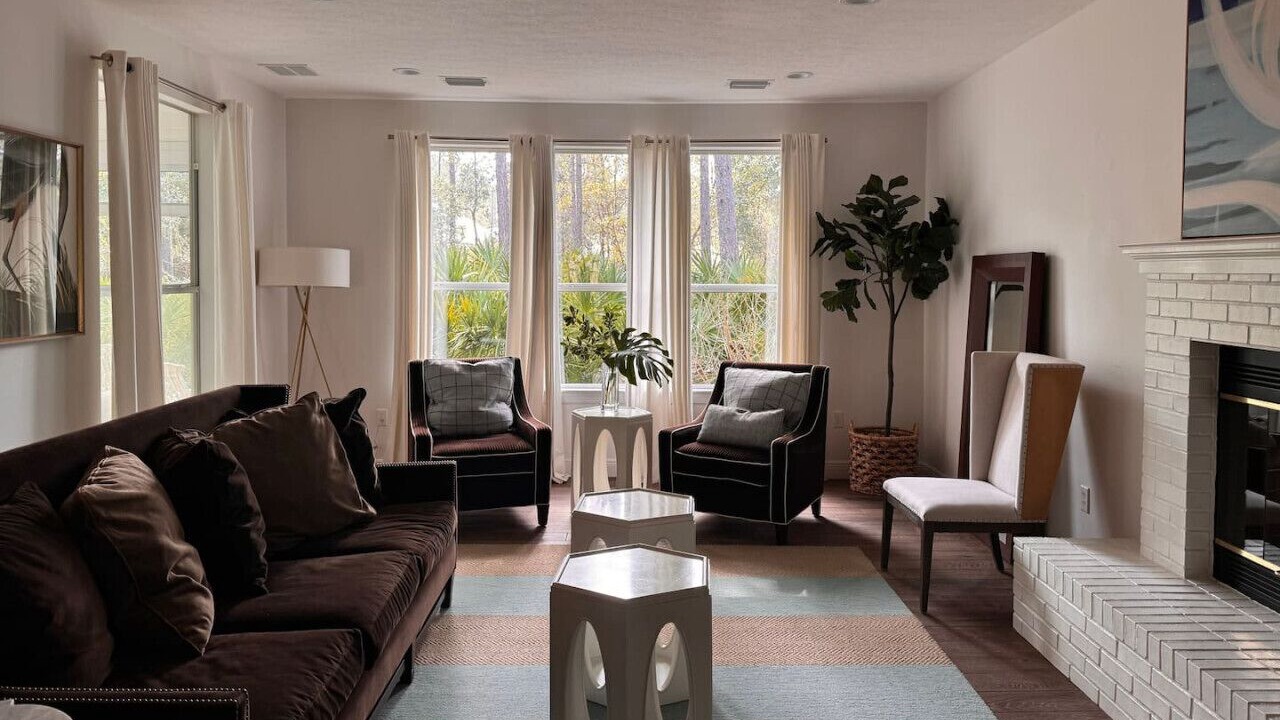 Photo of Livingroom in Sugarwood Beach