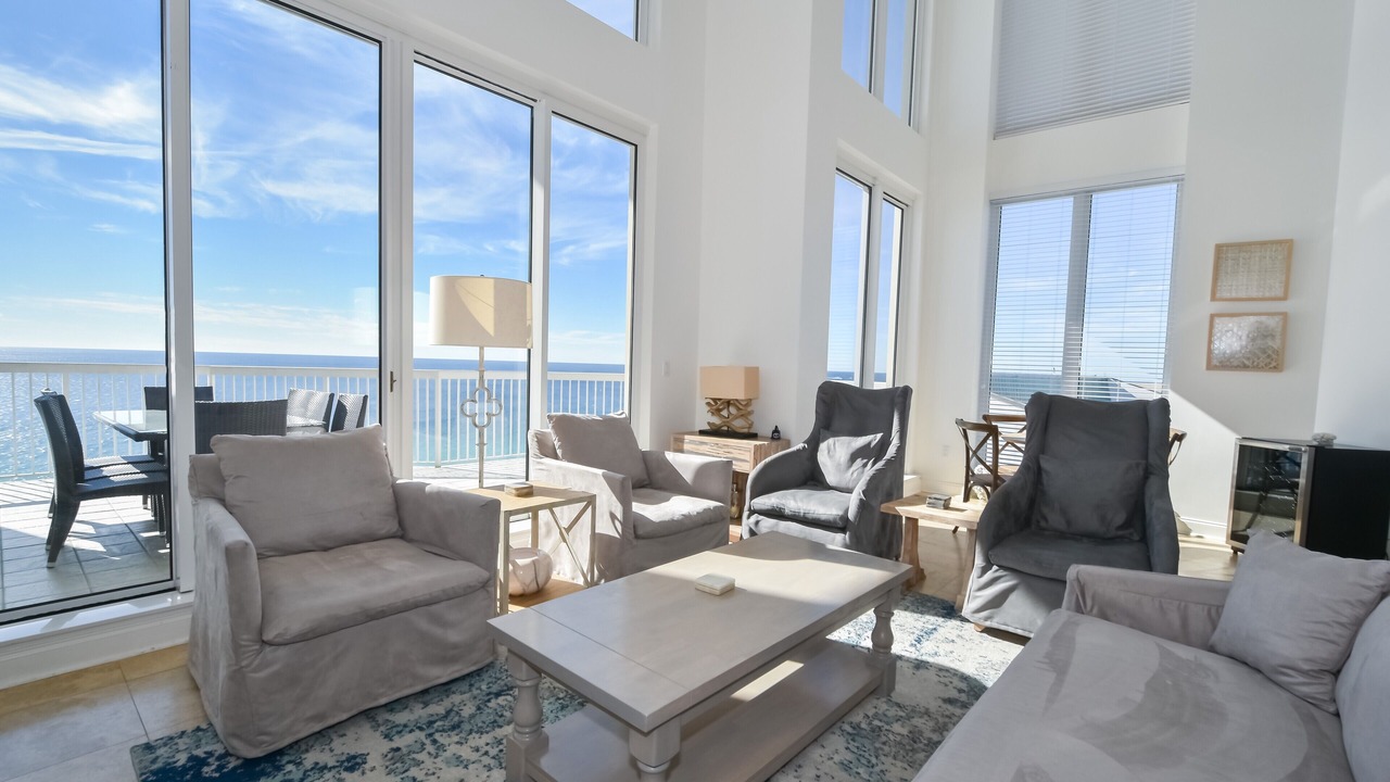 Photo of Livingroom in Destin