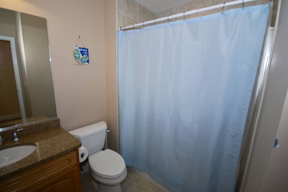 Photo of Bathroom in Steinhatchee