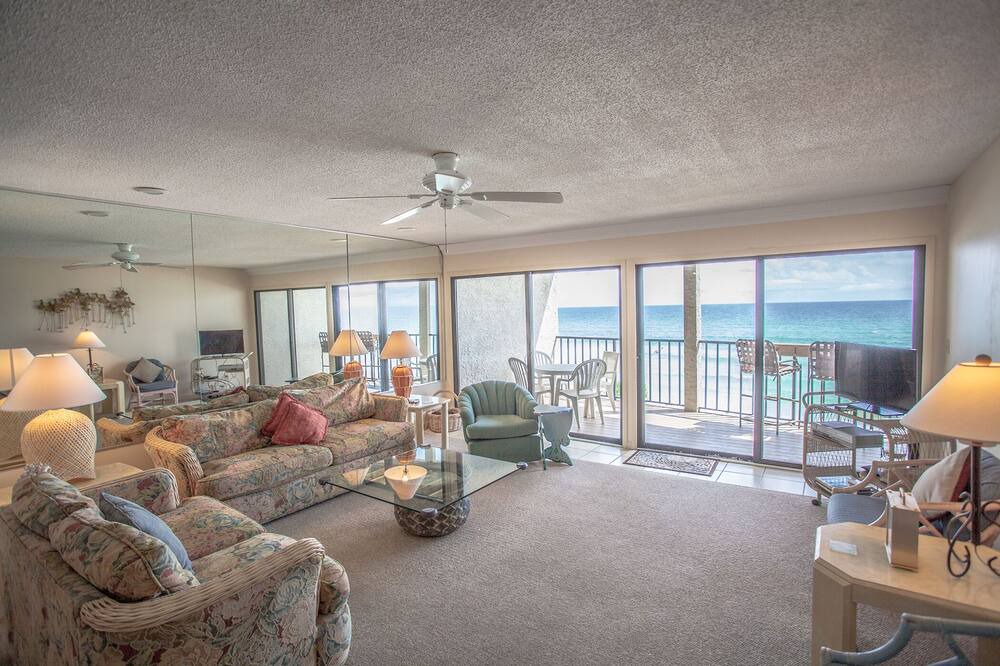 Photo of Bedroom in Santa Rosa Beach