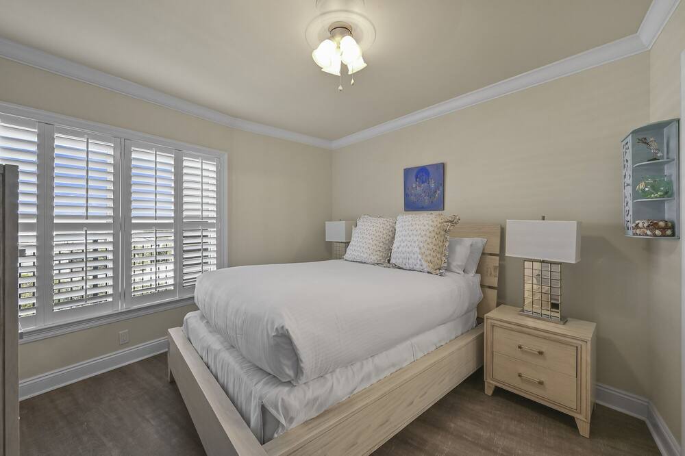 Photo of Bedroom in Santa Rosa Beach