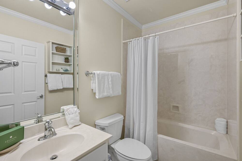 Photo of Bathroom in Santa Rosa Beach