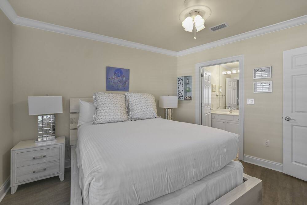 Photo of Bedroom in Santa Rosa Beach