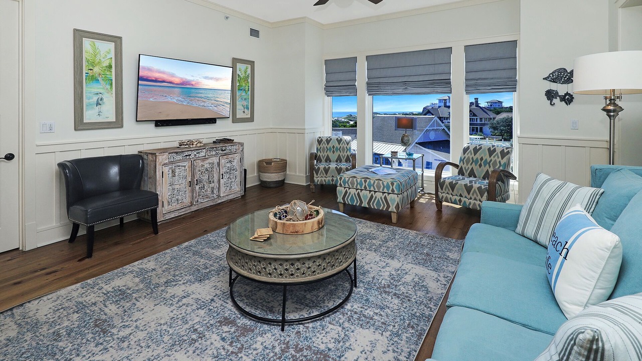 Photo of Livingroom in WaterSound Beach