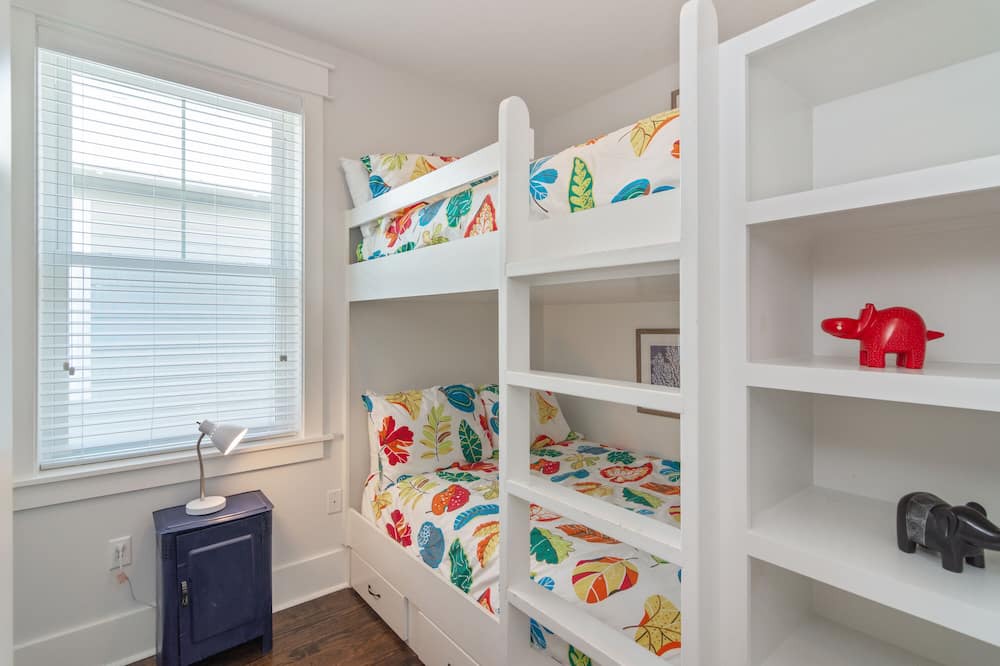 Photo of Bedroom in Santa Rosa Beach
