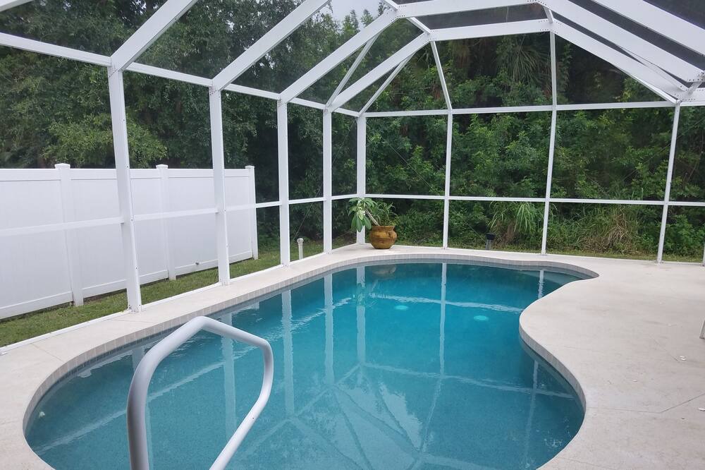 Photo of Outdoor in Rotonda Lakes