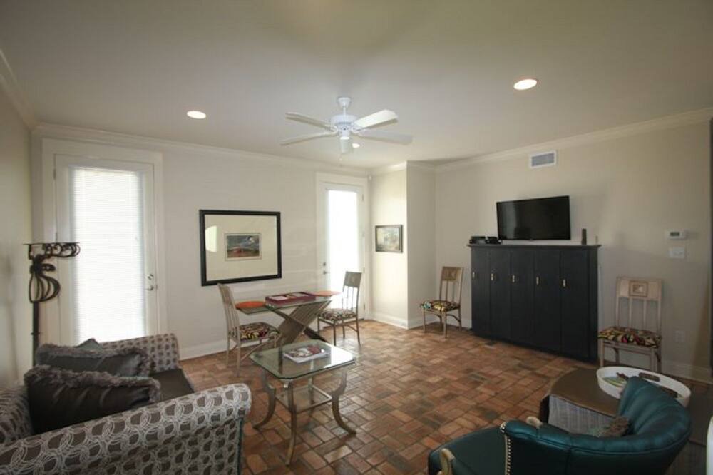 Photo of Livingroom in Old Town