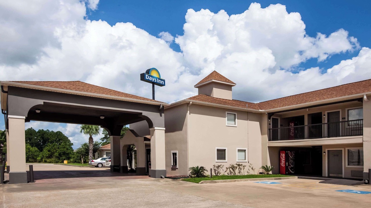 Photo of Outdoor in Sulphur