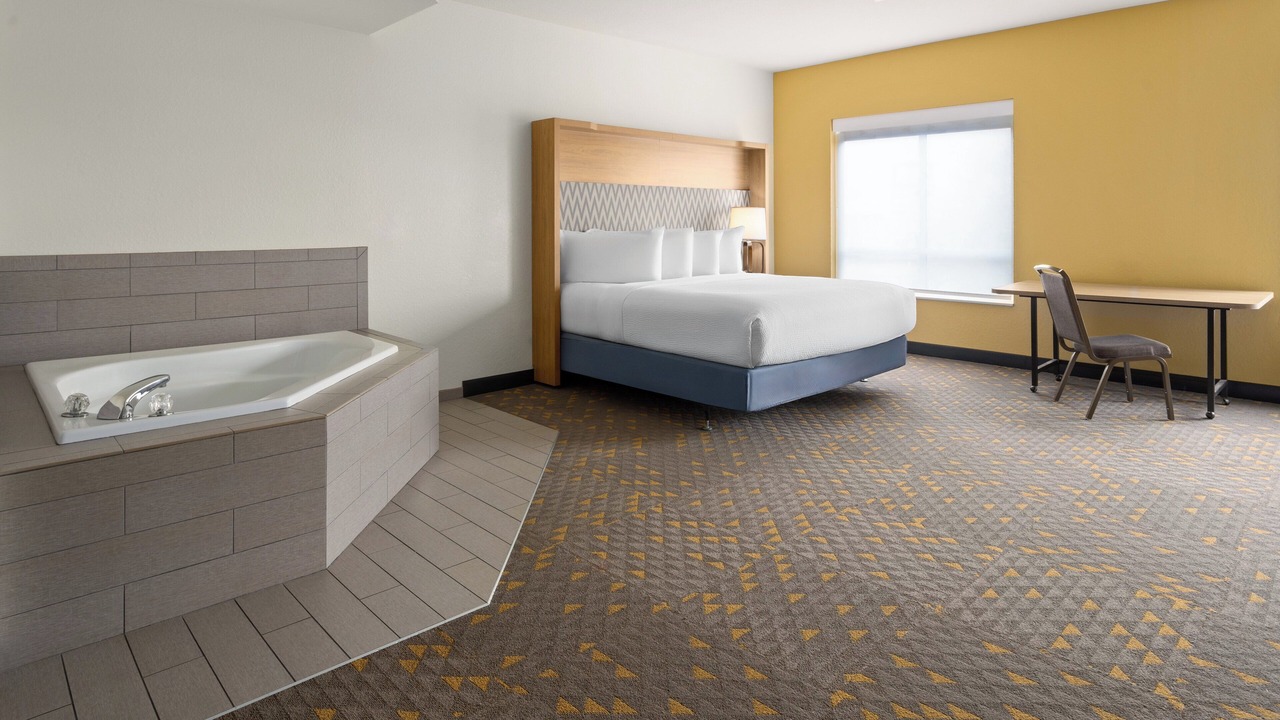 Photo of Bedroom in Pearl