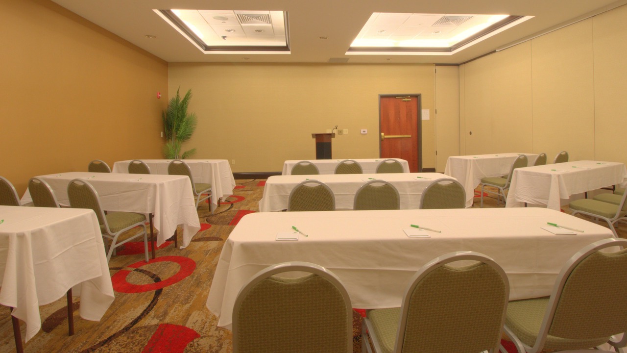 Photo of Others in Pearl