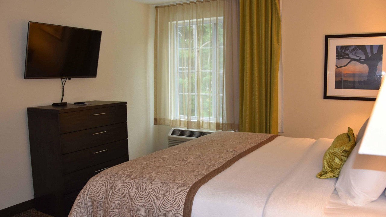 Photo of Bedroom in Pearl