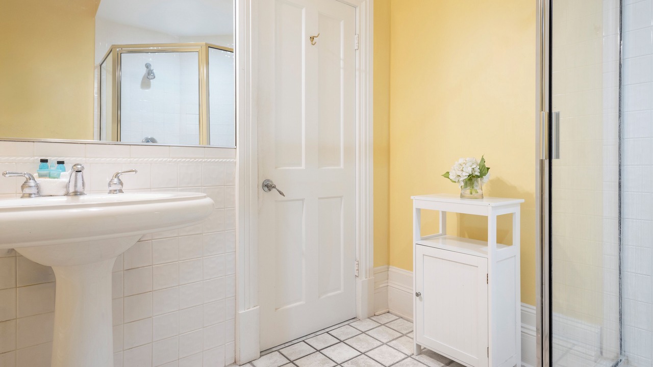 Photo of Bathroom in Bahama Village