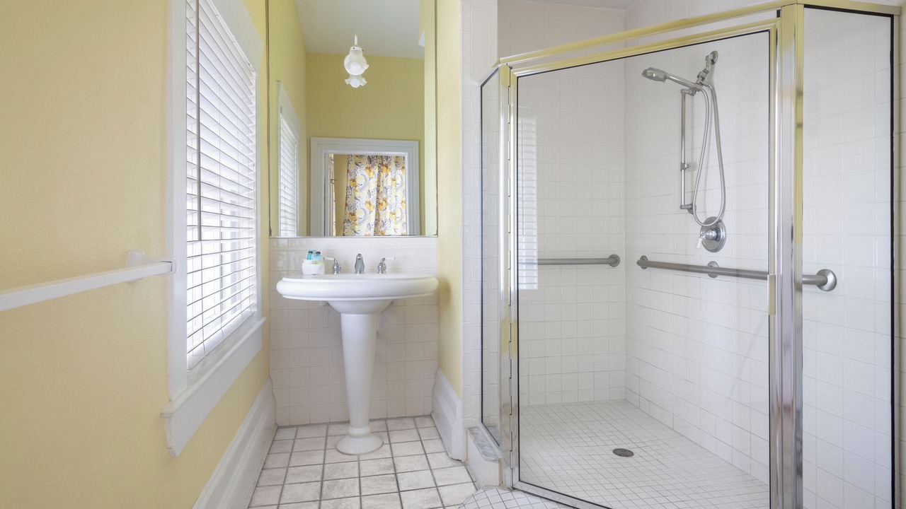 Photo of Bathroom in Bahama Village