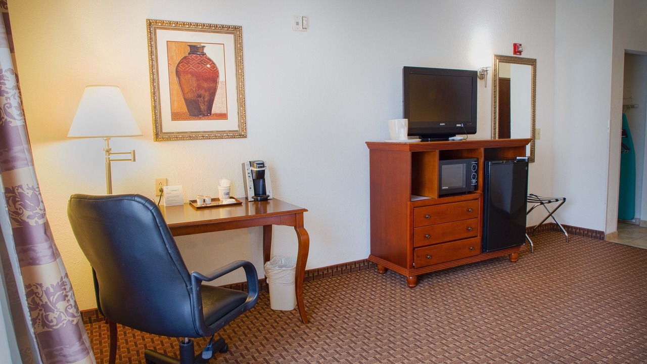 Photo of Bedroom in Center