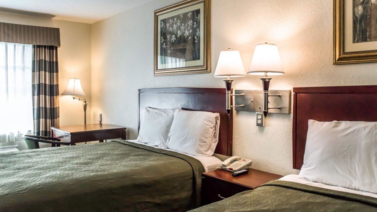 Photo of Bedroom in Lloyd